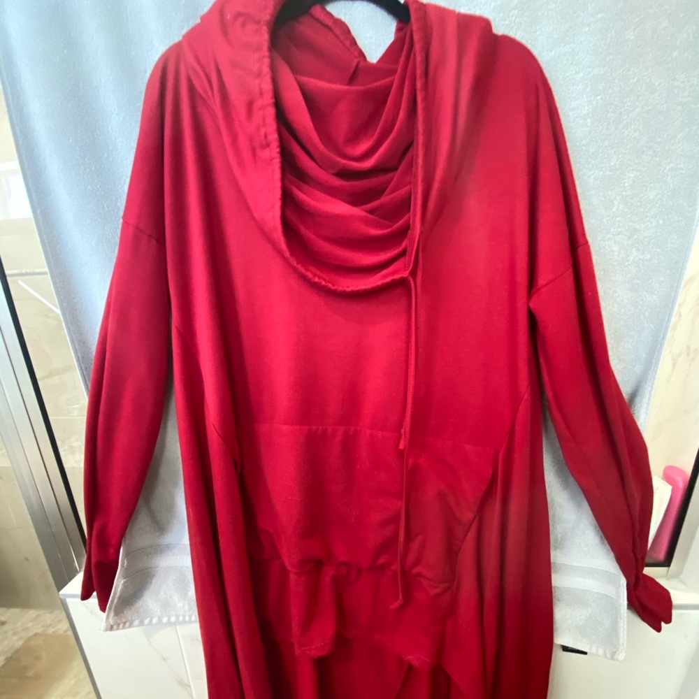 Long red cowl neck sweat shirt